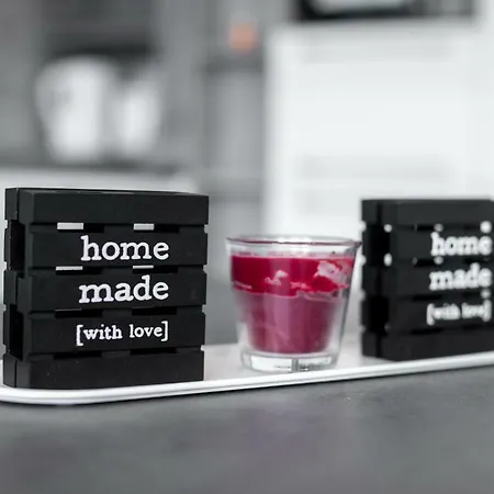 Bpr Chic White With Terrace & A/c & Garage Appartement