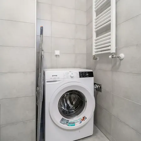 Bpr Chic White With Terrace & A/c & Garage Daire *